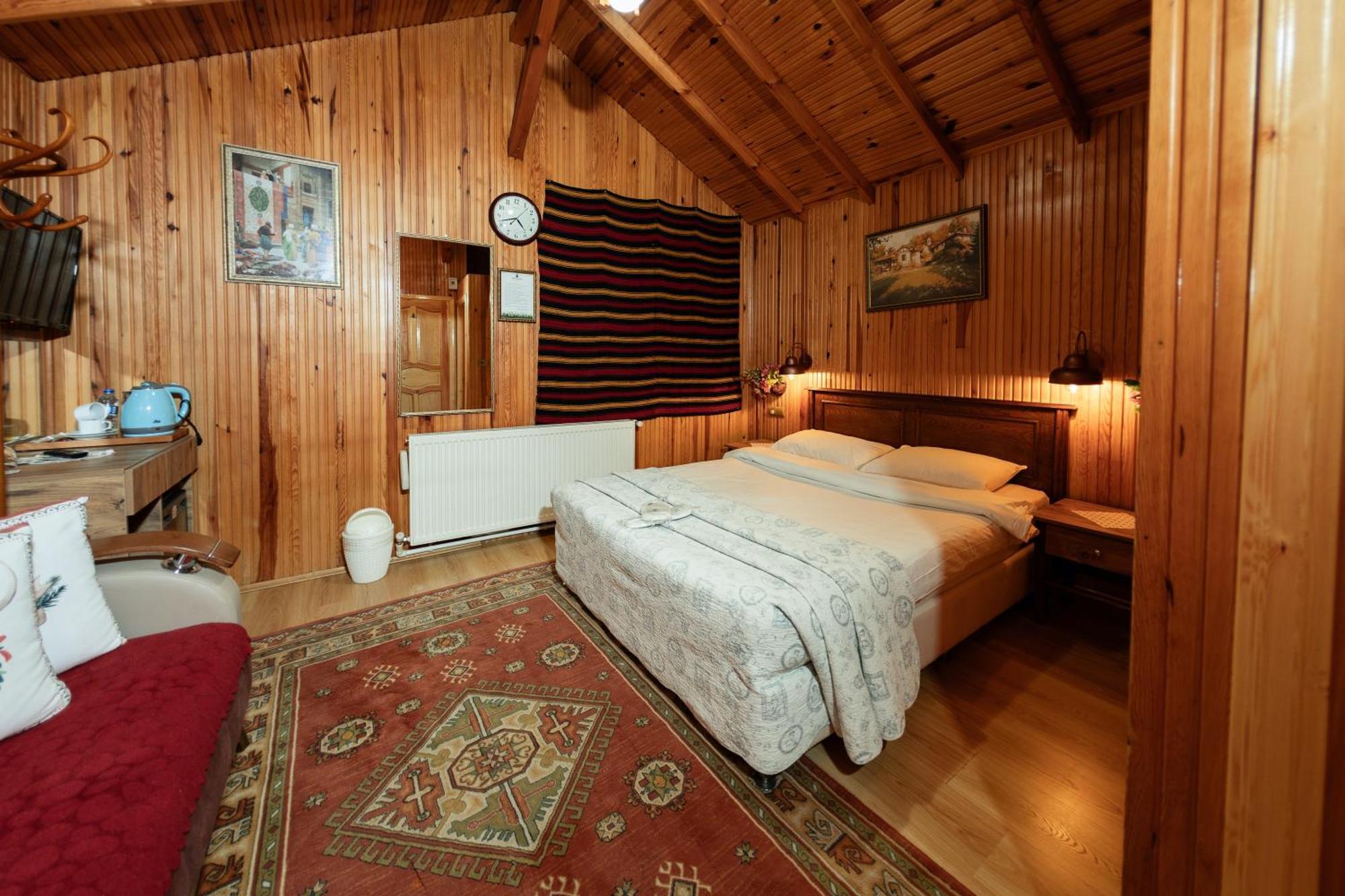 Abant Doga Koeskue Bed & Breakfast โบลู ภายนอก รูปภาพ